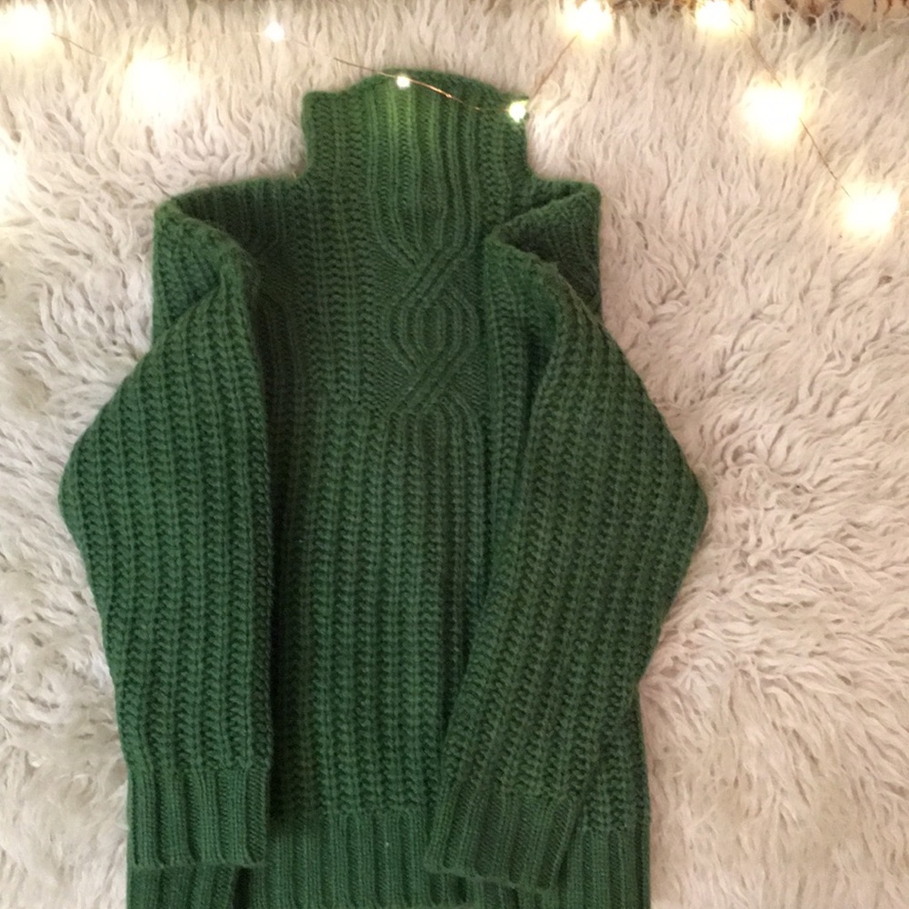 American Eagle Cozy Turtleneck Sweater